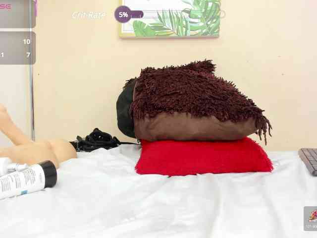 NAHOMII-BROWN webcam