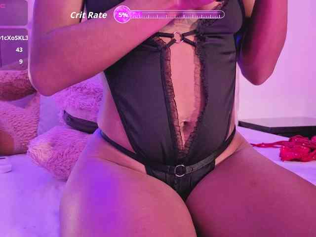 NAHOMII-BROWN webcam