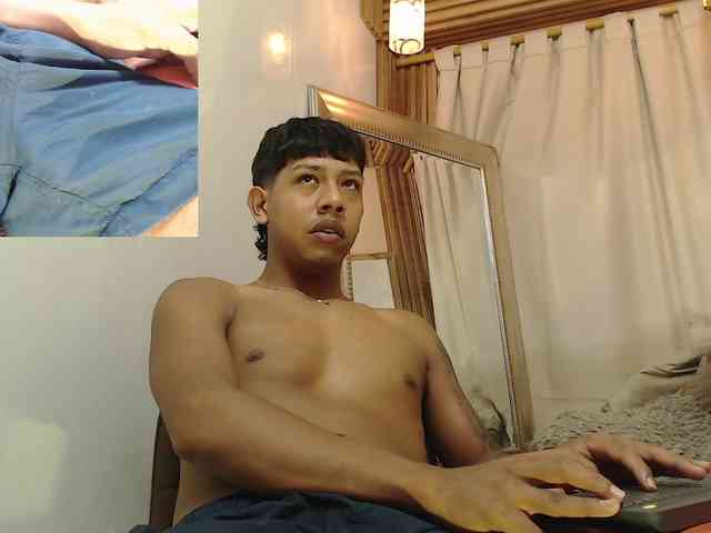 Jeison-black Live Webcam on BongaCams