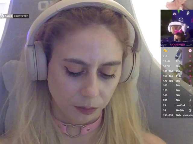 -Light-Fury-'s BongaCams show and profile