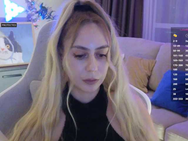 -Light-Fury-'s BongaCams show and profile