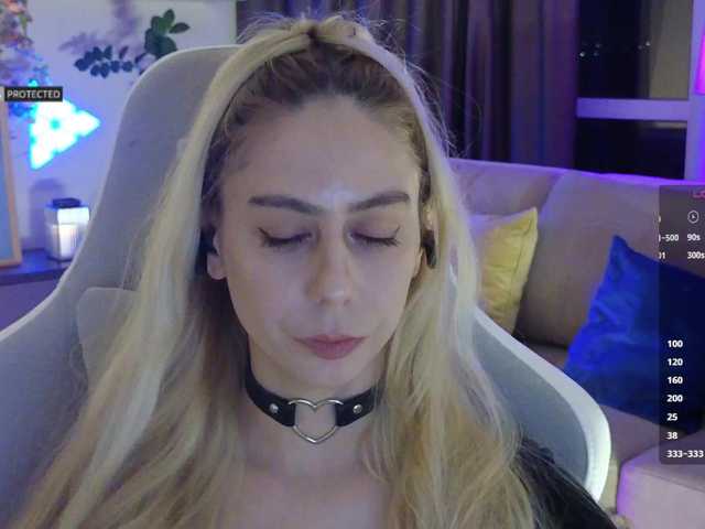 -Light-Fury-'s BongaCams show and profile