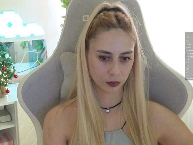 -Light-Fury-'s BongaCams show and profile