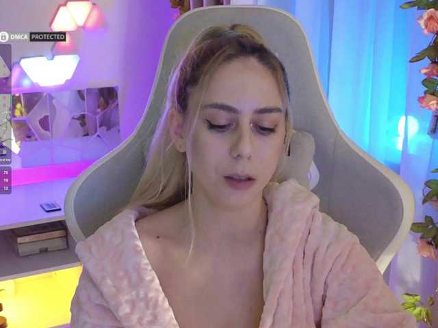 -Light-Fury- from BongaCams