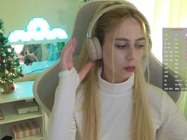 -Light-Fury-'s BongaCams show and profile