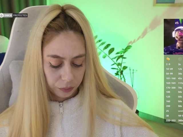 -Light-Fury-'s BongaCams show and profile