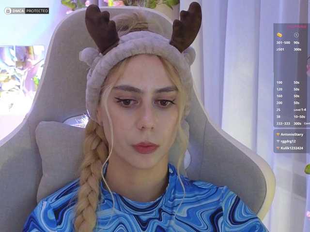 -Light-Fury- live cam