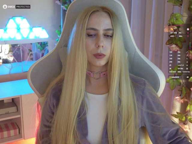 -Light-Fury-'s BongaCams show and profile