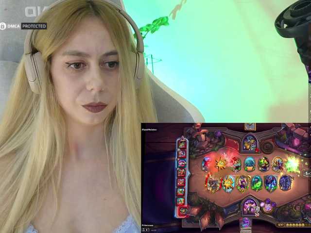 -Light-Fury-'s BongaCams show and profile