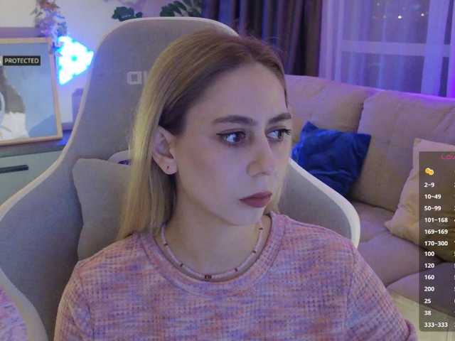 -Light-Fury-'s BongaCams show and profile