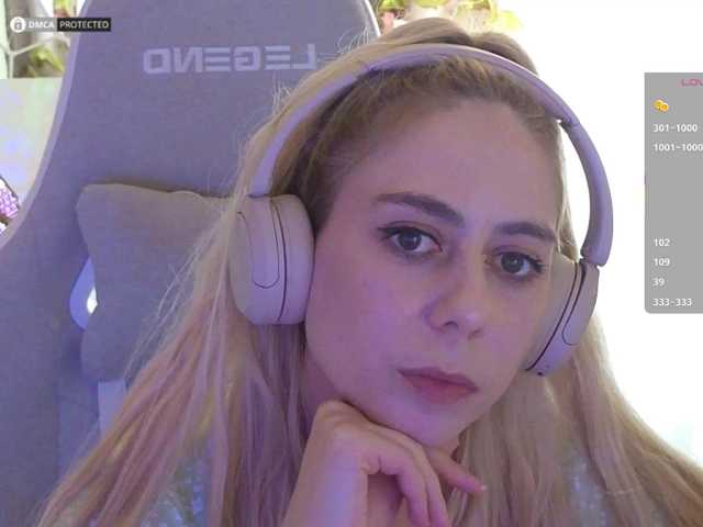 -Light-Fury- from BongaCams is Freechat