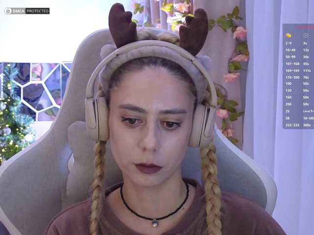 -Light-Fury-'s BongaCams show and profile