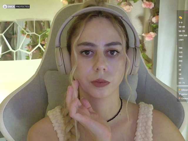 ballerina_capuchina webcam