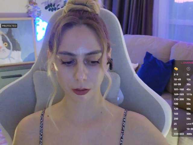 -Light-Fury-'s BongaCams show and profile