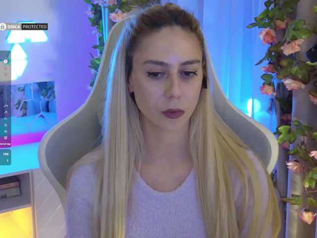 -Light-Fury-'s BongaCams show and profile