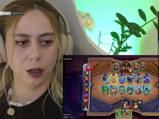 -Light-Fury-'s BongaCams show and profile