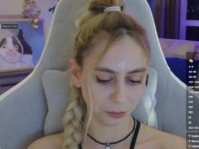 -Light-Fury-'s BongaCams show and profile