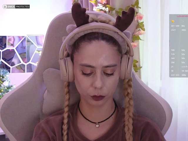 -Light-Fury-'s BongaCams show and profile