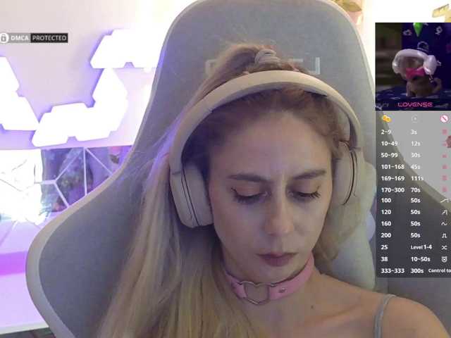 -Light-Fury-'s BongaCams show and profile