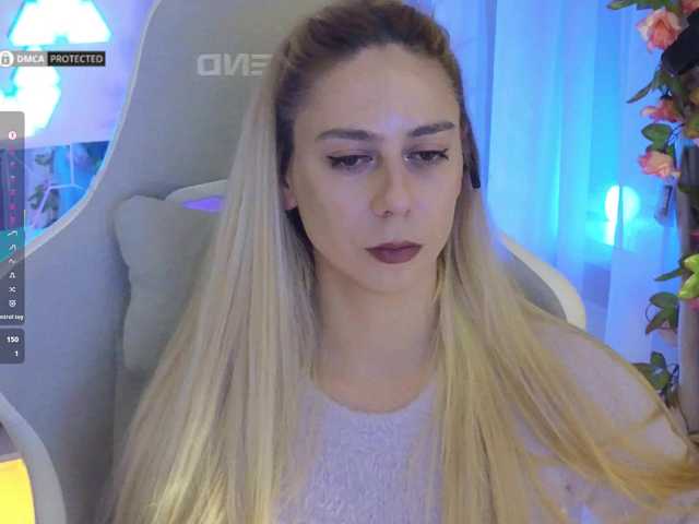 -Light-Fury-'s BongaCams show and profile