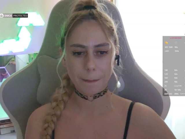 -Light-Fury-'s BongaCams show and profile