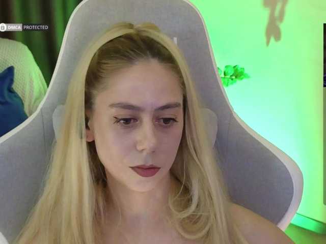 -Light-Fury- live cam profile