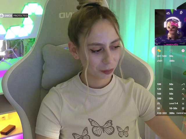 -Light-Fury-'s BongaCams show and profile