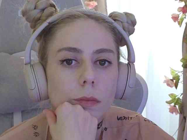 ballerina_capuchina webcam