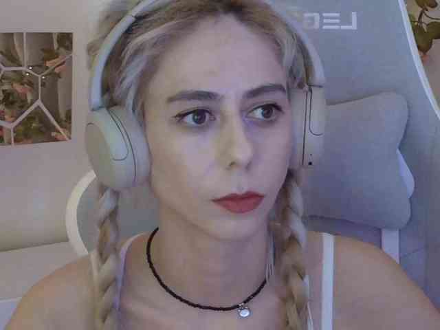 ballerina_capuchina webcam