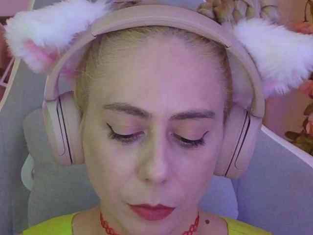 ballerina_capuchina webcam