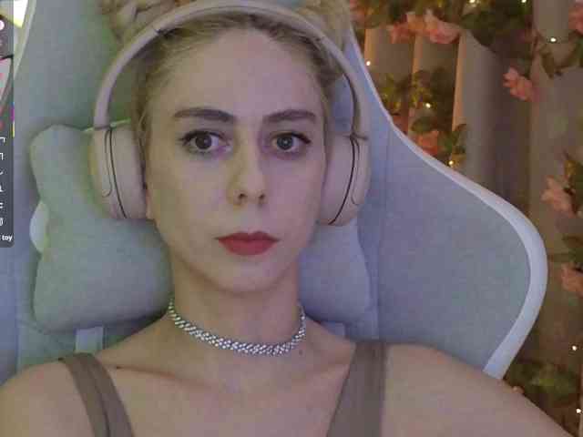 ballerina_capuchina webcam