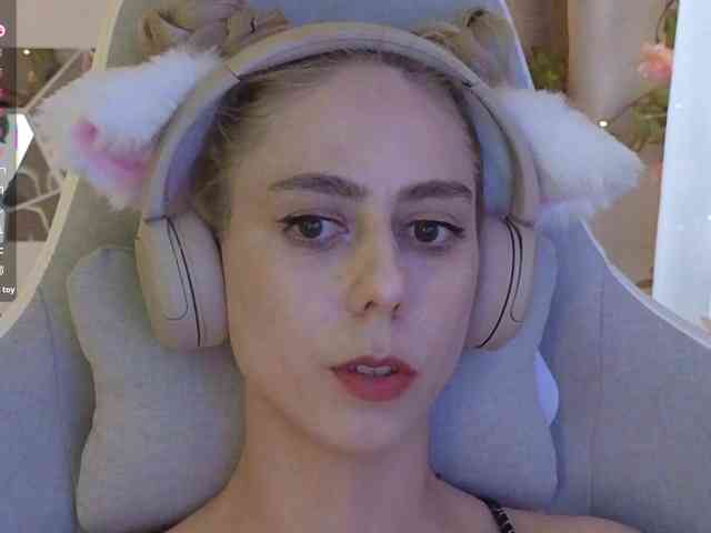 ballerina_capuchina webcam