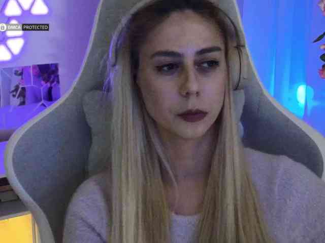 ballerina_capuchina webcam