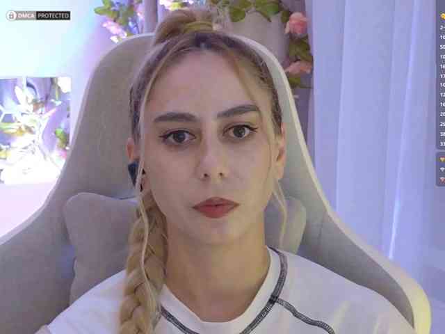 ballerina_capuchina webcam