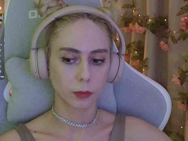 ballerina_capuchina webcam