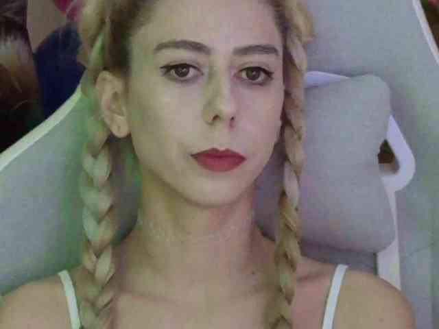 ballerina_capuchina webcam