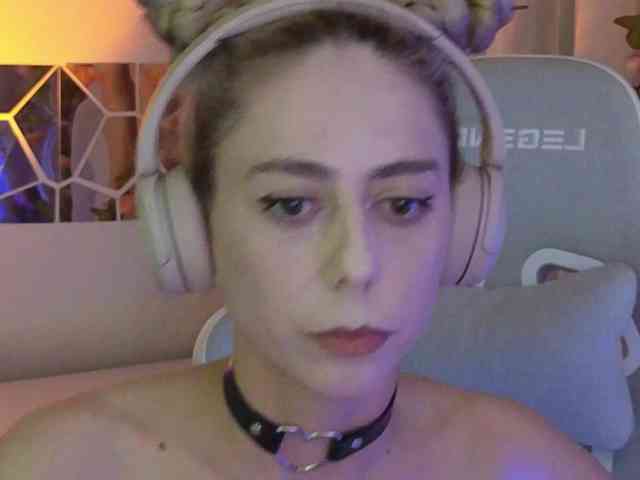 ballerina_capuchina webcam