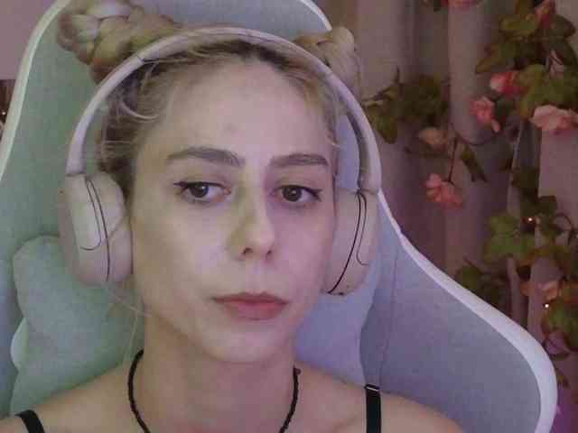 ballerina_capuchina webcam