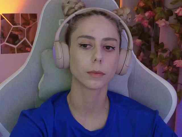 ballerina_capuchina webcam