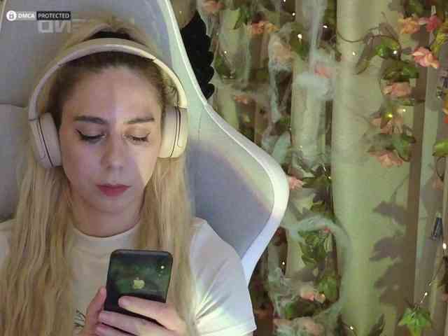 ballerina_capuchina webcam