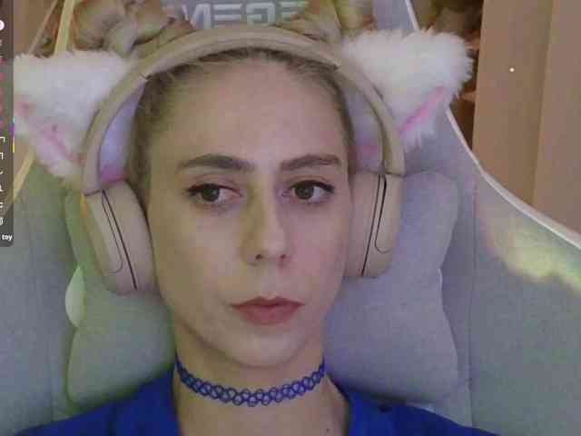 ballerina_capuchina webcam