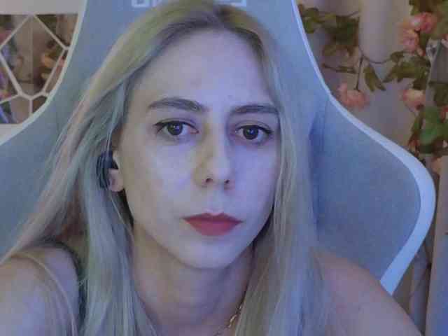 ballerina_capuchina webcam