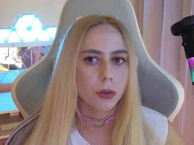 ballerina_capuchina webcam