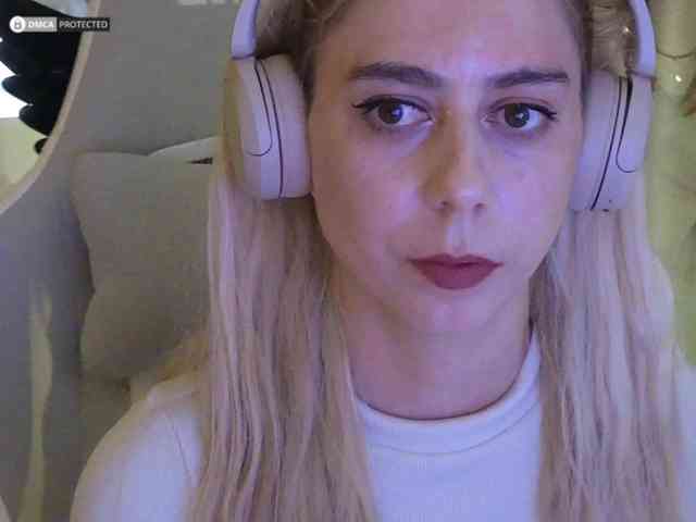 ballerina_capuchina webcam