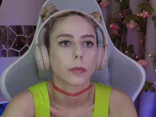 ballerina_capuchina webcam