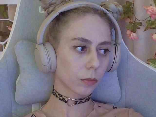 ballerina_capuchina webcam
