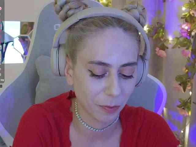 ballerina_capuchina webcam