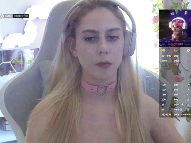 Danil__Kolbasenko webcam