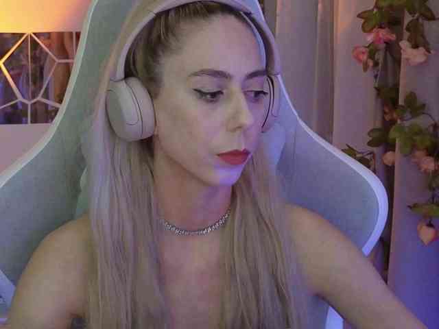 ballerina_capuchina webcam