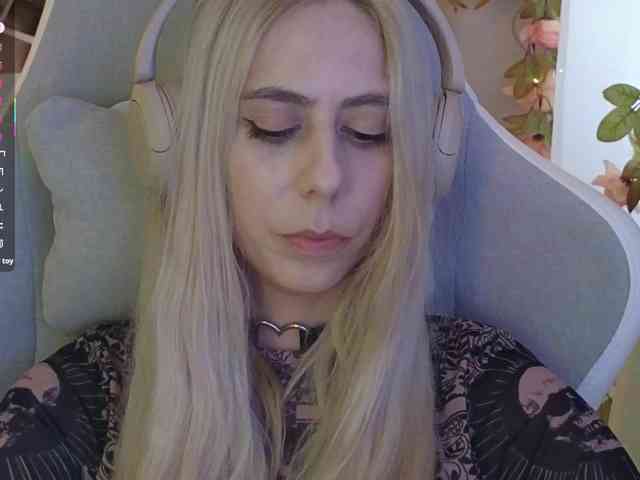 ballerina_capuchina webcam